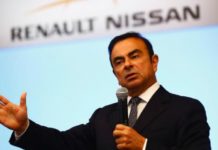 Ο Carlos Ghosn εγκατέλειψε την Ιαπωνία