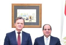 Ενίσχυση του παγκόσμιου δικτύου παραγωγής της Mercedes-Benz