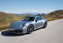 Το διαχρονικό στυλ της νέας Porsche 911