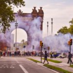 Οι Uber και Cabify δεν μπορούν να λειτουργήσουν στη Βαρκελώνη