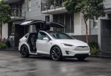 Η Tesla εξαγοράζει την Maxwell