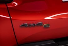 Τα plug-in υβριδικά Jeep θα μπορούσαν να διασχίσουν τον Ατλαντικό