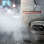 Το ΕΚ στηρίζει τη μείωση εκπομπών CO2