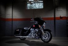 H Harley-Davidson λανσάρει την Electra Glide Standard