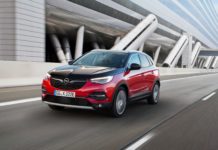 To Opel Grandland X All-Wheel Drive Plug-In Hybrid