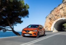 Στο τιμόνι του ολοκαίνουργιου Renault Clio