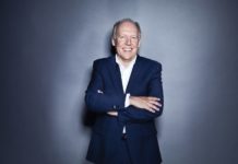 Ο Διευθυντής Σχεδιασμού της Jaguar, Ian Callum, αντικαθίσταται από τον Julian Thomson