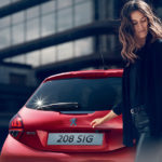 Νέες εκδόσεις Peugeot 208 και 2008 Signature με δώρο πλούσιο εξοπλισμό