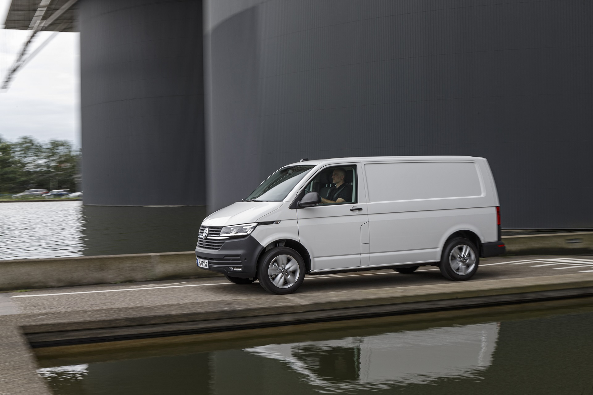 Το νέο Volkswagen Transporter 6.1 στην ψηφιακή εποχή - FleetNews