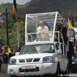 Η Nissan κατασκεύασε ένα NP300 για τις μετακινήσεις του Πάπα