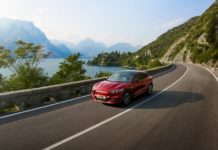 Το Mustang Mach-E εμβέλειας 600 χλμ της Ford