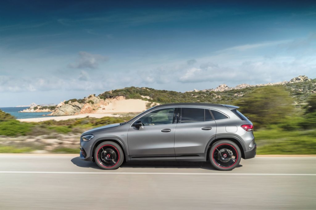 Mercedes-Benz GLA, Edition1, AMG Line, mountain grey MAGNO