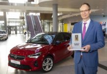 Το νέο Opel Corsa βραβεύθηκε με το Connected Car Award