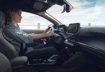 Το νέο e-208 βραβεύτηκε στο Διεθνές Φεστιβάλ Αυτοκίνησης