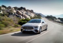 Η αποκάλυψη της νέας Mercedes E Class