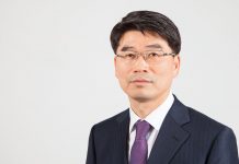 Ο Ho-sung Song πρόεδρος της Kia Motors Corporation Πρόεδρος της Kia Motors Corporation ο Ho-sung Song