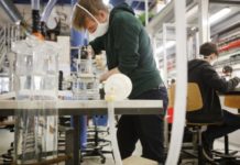 Ιατρικός εξοπλισμός από τις αυτοκινητοβιομηχανίες της ΕΕ