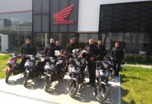 Ο Όμιλος Επιχειρήσεων Σαρακάκη υποστηρίζει τη Δημοτική Αστυνομία Ο Όμιλος Επιχειρήσεων Σαρακάκη παραχώρησε 15 καινούργια δίκυκλα Honda Supra GTR150 στη Δημοτική Αστυνομία, στη μάχη κατά του κορωνοϊού.