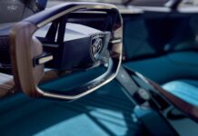 Peugeot: Η διαχρονική εξέλιξη του τιμονιού Η εξέλιξη του τιμονιού της Peugeot σε ένα έξυπνο σύστημα διεύθυνσης πολλαπλών λειτουργιών