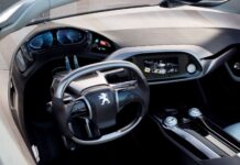 Σύμβολο της μάρκας το Peugeot i-Cockpit