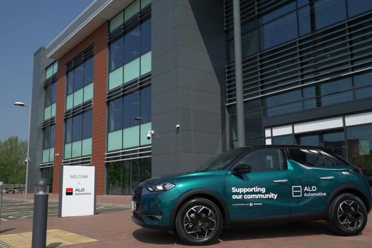 Η ALD προσφέρει στόλο σε επαγγελματίες υγείας στο ΗΒ