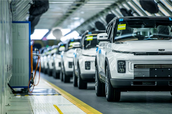 Κίνα: 12% αύξηση τον Μάιο στα νέα οχήματα - Φωτογραφία: Geely Auto's WeChat account