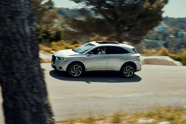 DS 7 Crossback E-Tense 225