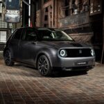 Το Honda e έρχεται τον Σεπτέμβριο στην Ελλάδα Το Honda e, το πρώτο αμιγώς ηλεκτρικό αυτοκίνητο (BEV) της μάρκας έρχεται από τον Σεπτέμβριο στην Ελλάδα