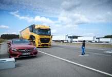 Mercedes-Benz: Η έρευνα ατυχημάτων διασφαλίζει την εξέλιξη Mercedes-Benz Trucks: Η έρευνα ατυχημάτων διασφαλίζει την εξέλιξη