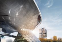 Το BMW Group παραμένει προσηλωμένο στα σχέδιά του