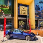 H Tesla με pop-up stand στο Golden Hall