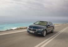 Škoda OCTAVIA: “Νέο Αυτοκίνητο της Χρονιάς” Škoda OCTAVIA: "Νέο Αυτοκίνητο της Χρονιάς"