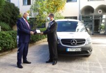 Η Mercedes-Benz συνεχίζει να προσφέρει στο ΕΚΑΒ