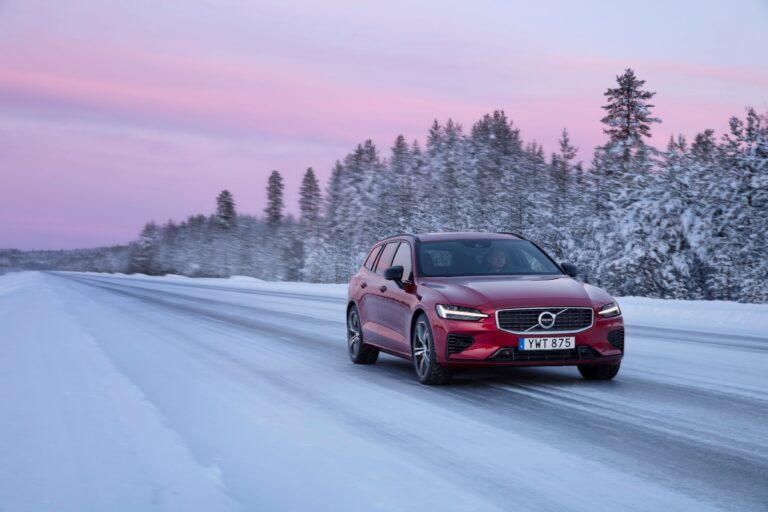 Ισχυρές πωλήσεις για τη Volvo Cars το δεύτερο εξάμηνο