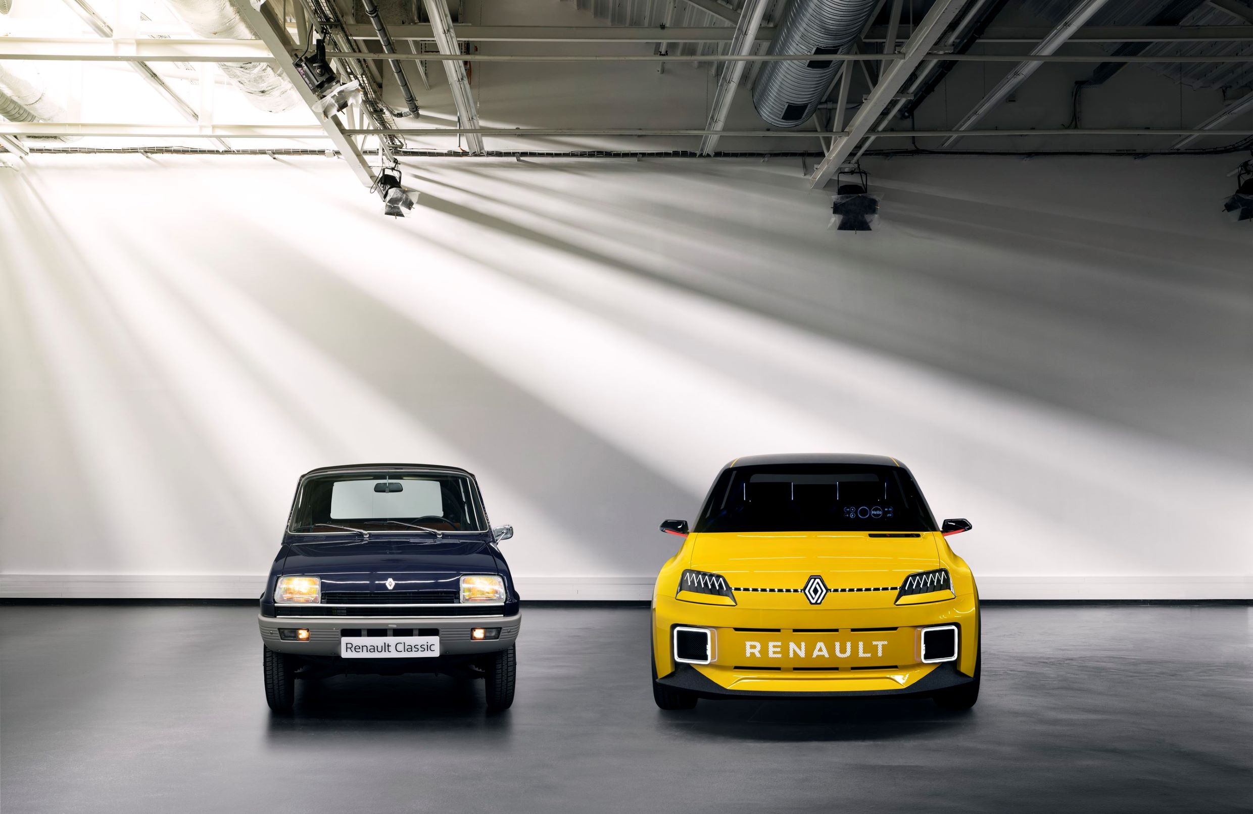 Το Renault 5 αποτίει φόρο τιμής στο R5