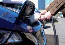 Ιαπωνία: Όταν έχει διακοπή ρεύματος βασίζεσαι στο LEAF