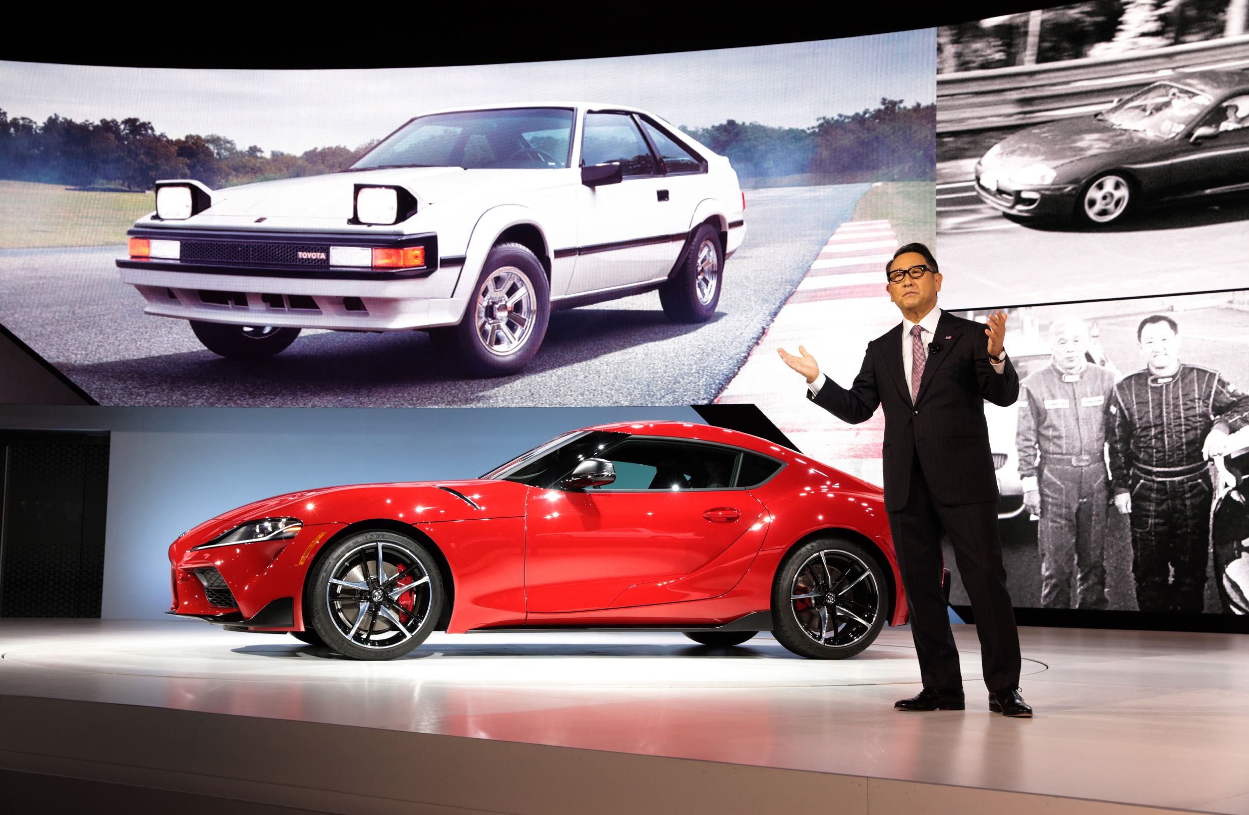 Ο Πρόεδρος της Toyota, Akio Toyoda, ανακηρύχθηκε World Car Person of the Year