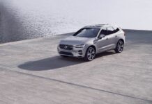 XC60: πιο έξυπνο το best seller της Volvo Cars