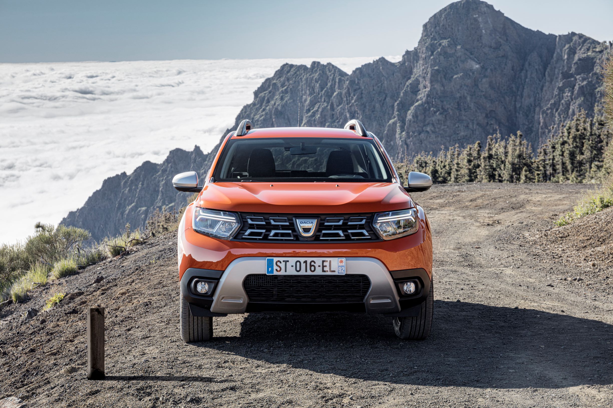 Η Dacia ανανεώνει το οικογενειακό SUV Duster