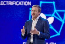 Oliver Zipse: Όχι περιορισμούς αλλά καινοτομία για το CO2 Oliver Zipse: Όχι περιορισμούς αλλά καινοτομία για το CO2