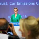 EE: Πρόστιμο 875 εκατ. ευρώ σε αυτοκινητοβιομηχανίες EE: Πρόστιμο 875 εκατ. ευρώ σε αυτοκινητοβιομηχανίες