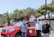 Πυροσβεστικό NAVARA στο Δήμο Ερμούπολης Σύρου Πυροσβεστικό NAVARA στο Δήμο Ερμούπολης Σύρου