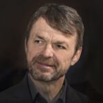 Ο Mike Manley αποχωρεί από τη Stellantis