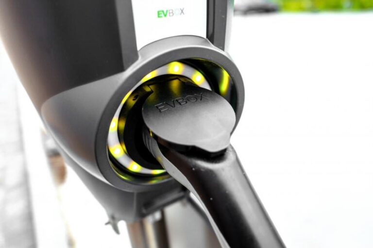 Bridgestone - EVBox: 3.500 σημεία φόρτισης στην Ευρώπη