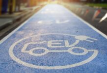 7 στόλοι με 250.000 οχήματα δεσμεύονται για ηλεκτροκίνηση