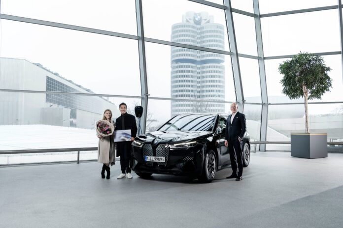 BMW Group: παρέδωσε το εκατομμυριοστό ηλεκτροκίνητο όχημα