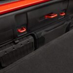 Το Jeep Gladiator με σκληροτράχηλο ασύρματο ηχείο