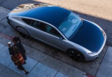 Η LeasePlan προσφέρει συνδρομητικά ηλιακά EV