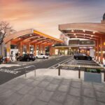 Η Shell εγκαινιάζει τον πρώτο κόμβο φόρτισης 100% EV Η Shell εγκαινιάζει τον πρώτο κόμβο φόρτισης για 100% EV