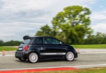 Απομένουν μόνο λίγες δεκάδες Abarth 695 Esseesse
